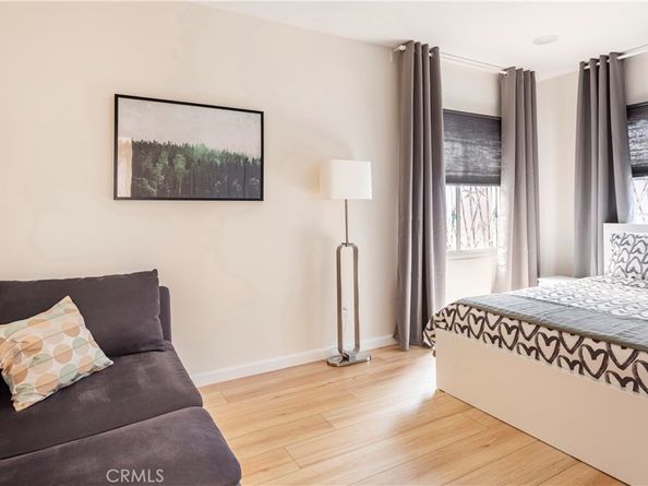 239 W Hillcrest Boulevard, Inglewood CA 90301