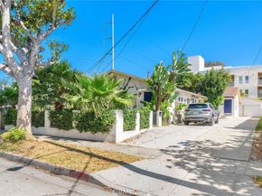 239 W Hillcrest Boulevard, Inglewood CA 90301