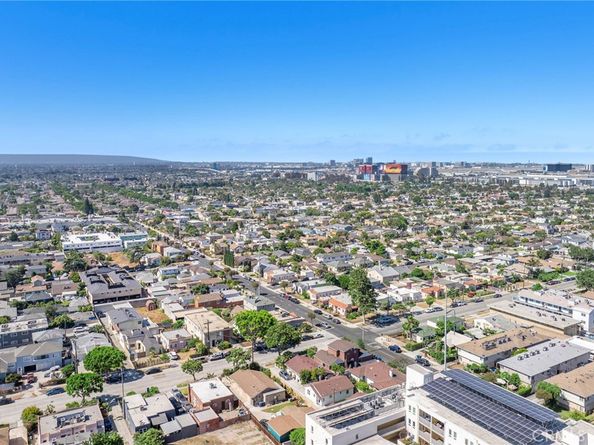 239 W Hillcrest Boulevard, Inglewood CA 90301