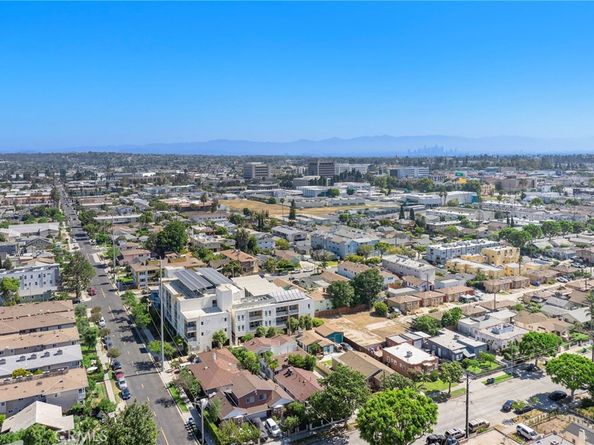 239 W Hillcrest Boulevard, Inglewood CA 90301