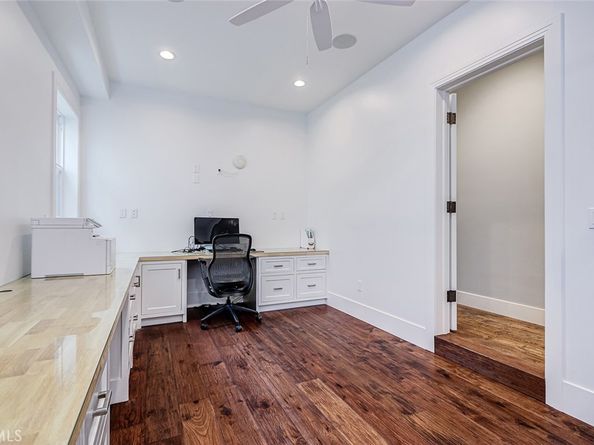 1833 8th Street, Manhattan Beach CA 90266