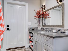 1833 8th Street, Manhattan Beach CA 90266