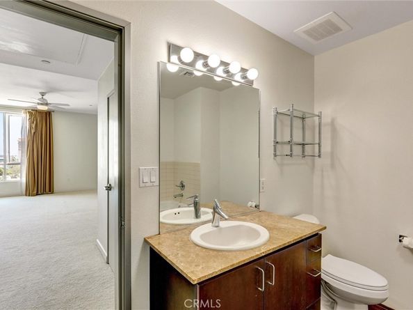 285 W 6th Street 327, San Pedro CA 90731