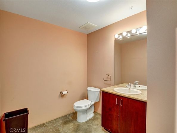 285 W 6th Street 327, San Pedro CA 90731