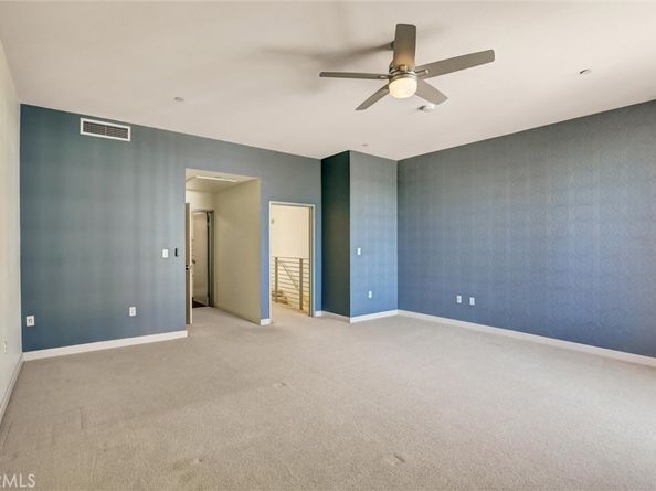 285 W 6th Street 327, San Pedro CA 90731