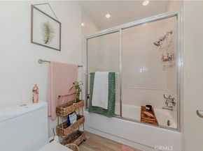 1940 N Highland Avenue 66, Los Angeles CA 90068