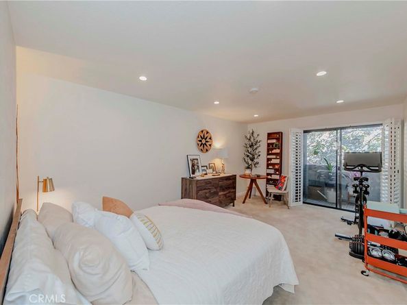 1940 N Highland Avenue 66, Los Angeles CA 90068