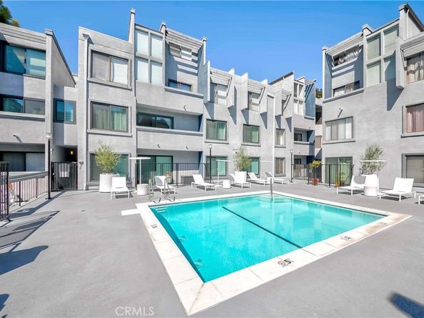 1940 N Highland Avenue 66, Los Angeles CA 90068