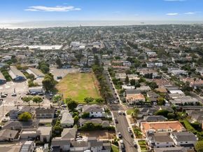 1400 17th Street, Manhattan Beach CA 90266