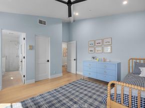 1400 17th Street, Manhattan Beach CA 90266