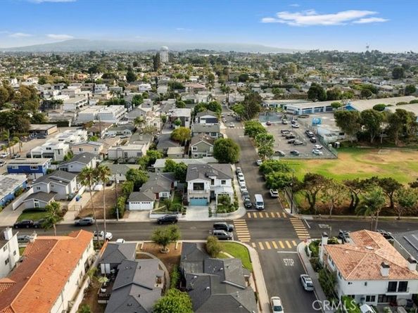 1400 17th Street, Manhattan Beach CA 90266