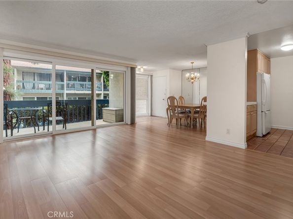 635 S Prospect 102, Redondo Beach CA 90277