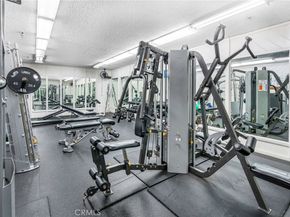 635 S Prospect 102, Redondo Beach CA 90277