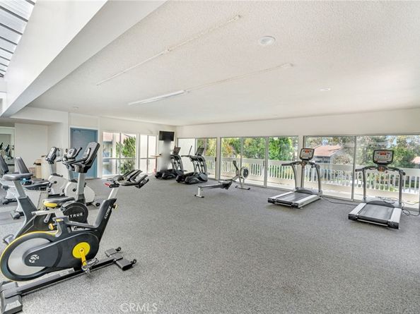 635 S Prospect 102, Redondo Beach CA 90277