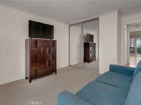 635 S Prospect 102, Redondo Beach CA 90277