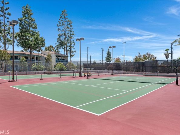 635 S Prospect 102, Redondo Beach CA 90277