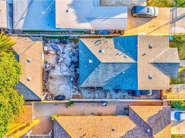 5880 Gundry Avenue, Long Beach CA 90805