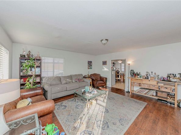 5880 Gundry Avenue, Long Beach CA 90805