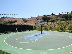 12963 Runway 416, Playa Vista CA 90094