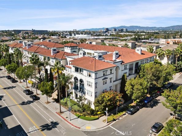 12963 Runway 416, Playa Vista CA 90094