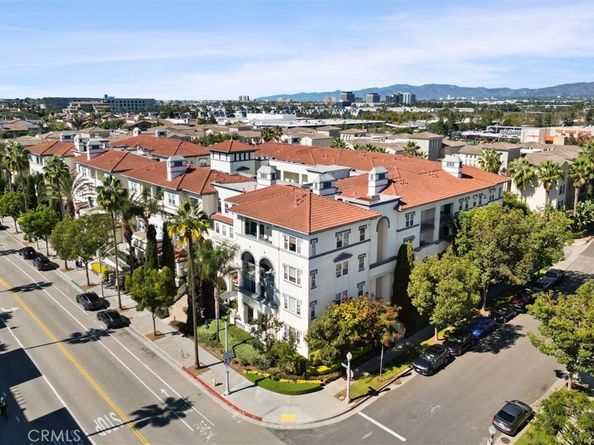 12963 Runway 416, Playa Vista CA 90094
