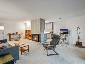 2345 Roscomare 302, Los Angeles CA 90077