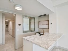 2345 Roscomare 302, Los Angeles CA 90077