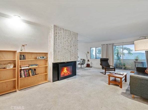 2345 Roscomare 302, Los Angeles CA 90077