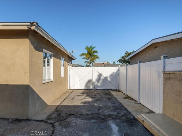 2432 W 237th Place, Torrance CA 90501