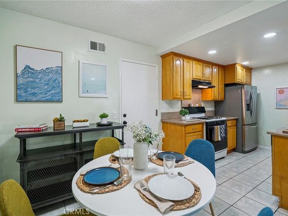 3390 Elm Ave #2, Long Beach CA 90807