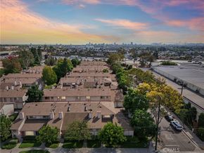 3390 Elm Ave #2, Long Beach CA 90807