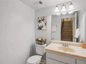 3390 Elm Ave #2, Long Beach CA 90807