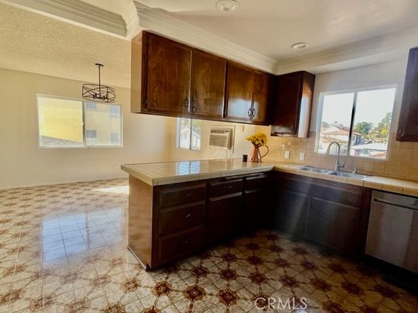 1235 W 24th Street, San Pedro CA 90731