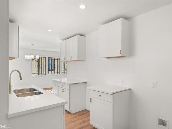 1559 W 113th, Los Angeles CA 90047