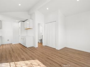 1559 W 113th, Los Angeles CA 90047