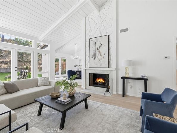 17207 Avenida De La Herradura, Pacific Palisades CA 90272