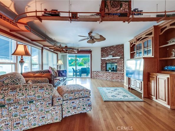 1367 W 21st Street, San Pedro CA 90732