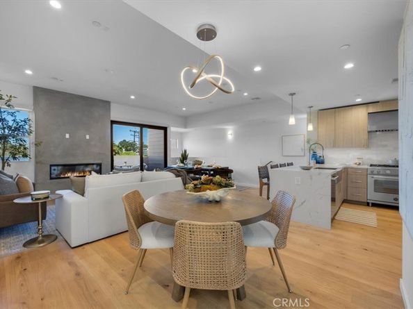 615 Aviation Way, Manhattan Beach CA 90266