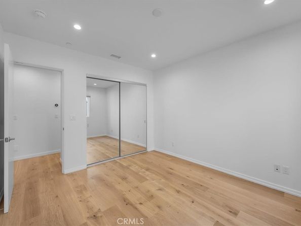 615 Aviation Way, Manhattan Beach CA 90266