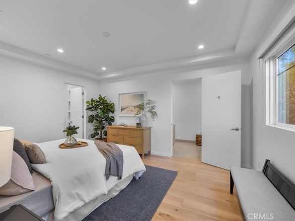 615 Aviation Way, Manhattan Beach CA 90266