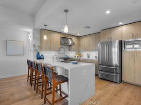 615 Aviation Way, Manhattan Beach CA 90266