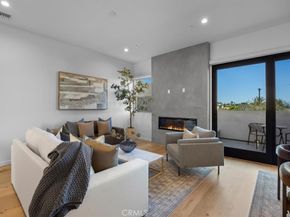 615 Aviation Way, Manhattan Beach CA 90266