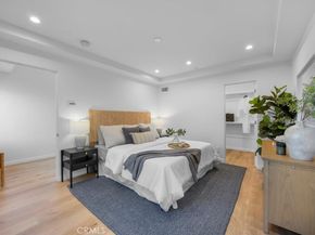 615 Aviation Way, Manhattan Beach CA 90266