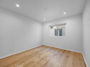 615 Aviation Way, Manhattan Beach CA 90266