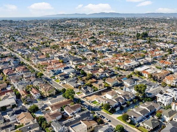 2301 Marshallfield A, Redondo Beach CA 90278