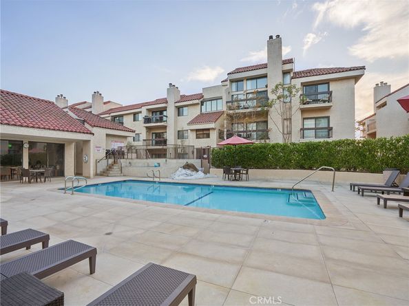 8180 Manitoba Street 302, Playa Del Rey CA 90293