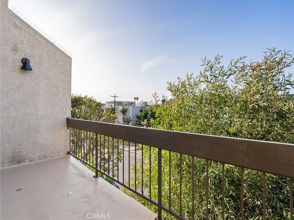 8180 Manitoba Street 302, Playa Del Rey CA 90293