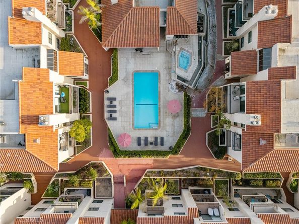 8180 Manitoba Street 302, Playa Del Rey CA 90293