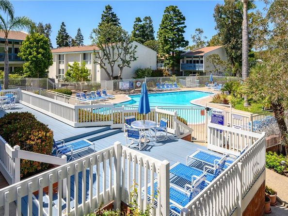 603 S Prospect Avenue 205, Redondo Beach CA 90277