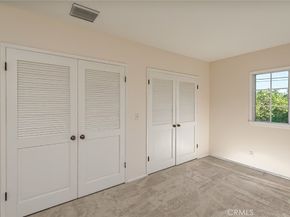 1042 E Tujunga Ave, Burbank CA 91501